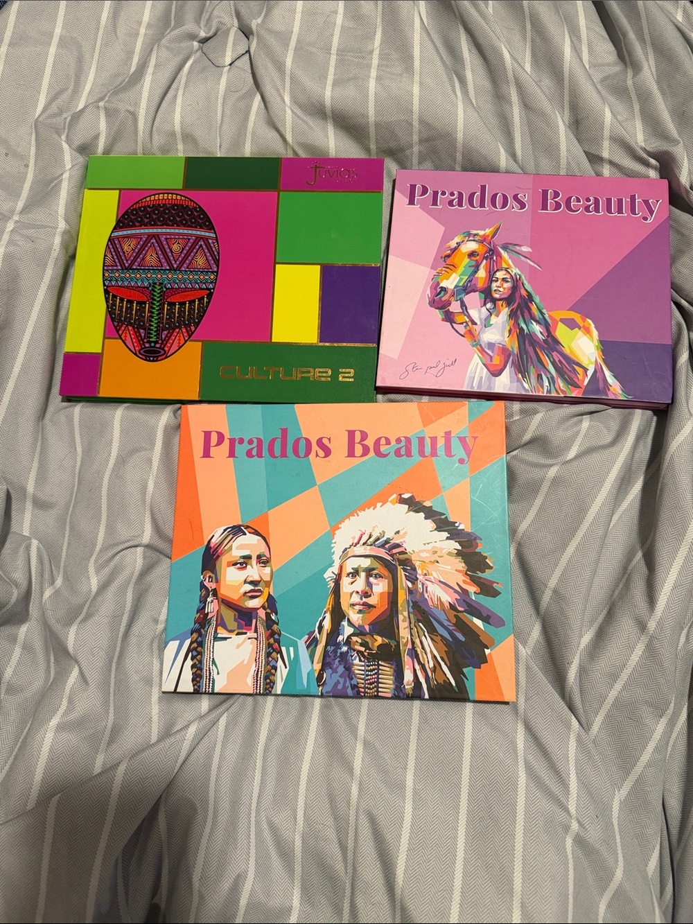 Juvia's Place Vibrant Multi-Color Eyeshadow Palette Trio